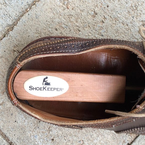 Allen Edmonds Strandmok Brogue Leather Dress Shoes - Picture 15 of 16